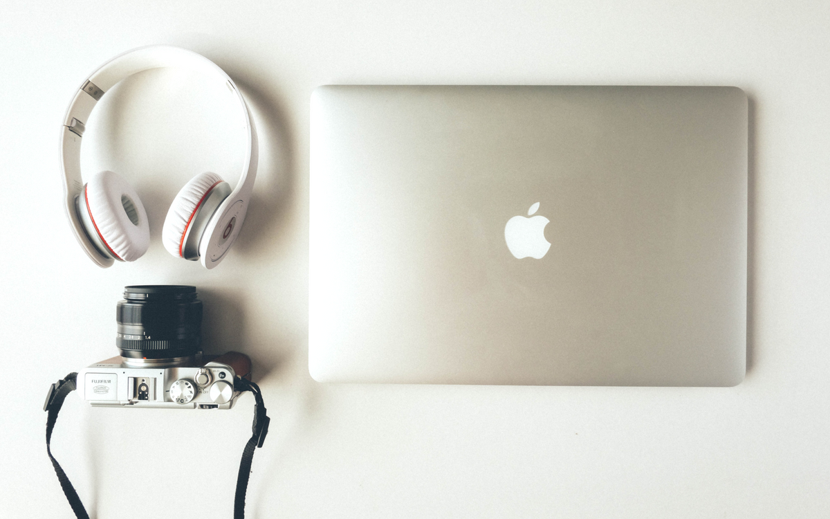 Blog headers camera